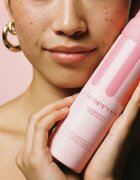 DESERVED Whipped Shower Foam Strawberry Milkshake pena za prhanje za telo 250 ml