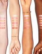 DIOR Forever Glow Maximizer tekoči osvetljevalec odtenek 015 Peachy 11 ml