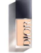 DIOR Forever Skin Wear dolgoobstojni matirajoči tekoči puder SPF 20 odtenek 1.5 Warm 30 ml