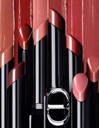 DIOR Rouge On Stage dolgoobstojna šminka odtenek 425 Wild Rosewood 2.2 g