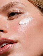Dr. Hauschka Make-Up Illuminating Fluid tekoči osvetljevalec 30 ml