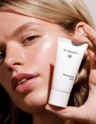 Dr. Hauschka Make-Up Illuminating Fluid tekoči osvetljevalec 30 ml