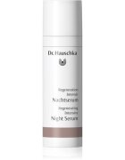 Dr. Hauschka Regeneration Intensive nočni serum proti gubam 30 ml