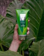 Dr Irena Eris SPA Resort Botanical Samoa čistilni piling za telo z regeneracijskim učinkom 200 ml