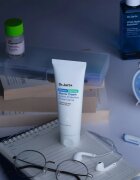 Dr. Jart+ Power Derma Barrier Cream lahka krema za obraz za krepitev kožne pregrade 80 ml