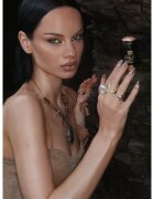 Dripping Gold Luxury Tanning Illuminating Stick posvetlitveni bronzer za obraz in telo odtenek Gold 36 g