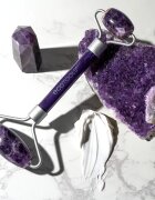 EcoTools Amethyst pripomoček za masažo za obraz 1 kos