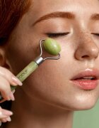 EcoTools Jade pripomoček za masažo za obraz 1 kos
