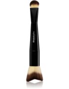 Elizabeth Arden Dual End Foundation Brush čopič za nanos tekočega pudra 1 kos
