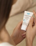 Embryolisse MOISTURIZATION AND REGENERATION pomirjajoča in hranilna krema za roke 30 ml