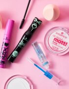 essence All About Matt! transparentni kompaktni puder 8 g