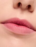 essence Blur Soufflé mat tekoča šminka odtenek 05 Crush Hour 3.6 ml