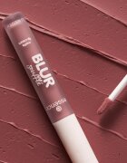 essence Blur Soufflé mat tekoča šminka odtenek 06 Pillow Talking 3.6 ml