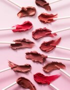 essence Blur Soufflé mat tekoča šminka odtenek 06 Pillow Talking 3.6 ml