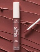 essence Blur Soufflé mat tekoča šminka odtenek 10 Status Toast 3.6 ml