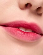 essence Blur Soufflé mat tekoča šminka odtenek 11 Clickbait 3.6 ml