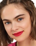 essence Blur Soufflé mat tekoča šminka odtenek 11 Clickbait 3.6 ml