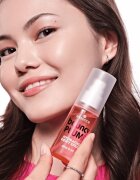 essence bouncy PLUMP pršilo za fiksiranje make-upa z vlažilnim učinkom 50 ml