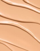 essence BRIGHTEN UP! Perfecting Primer tekoča podlaga za ličila odtenek 02 Beige 20 ml