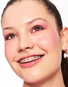 essence call me QUEEN maskara z učinkom umetnih trepalnic vodoodporna odtenek Black 115 ml