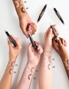 essence CONTOURING Duo Stick obojestranski korektor odtenek 10 Fair 2 g