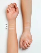 essence COVERstick prekrivni korektor v paličici odtenek 30 Matt Honey 6 g