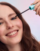 essence Disney The Little Mermaid maskara za volumen in podaljšanje trepalnic odtenek 01 I Sea You 13 ml
