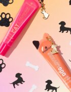 essence DOG GANG OR CAT CREW?!? DOG LOVERS tonirani balzam za ustnice s peptidi odtenek 01 Best Buddy 13 ml