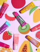 essence Dulce De Leche Bomb sijaj za ustnice odtenek 01 Cream Come True 10 ml