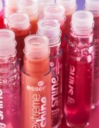 essence Extreme Shine sijaj za ustnice za večji volumen odtenek 15 Rusty Kiss 5 ml