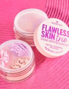 essence Flawless Skin Trio fiksacijski puder v prahu 8 g