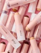 essence FOUNDATION Stick dolgoobstojen tekoči puder v paličici odtenek 90 10 g