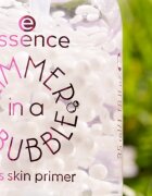 essence GLIMMER IN A BUBBLE tekoča podlaga za sijoč videz odtenek 01 Bubble Glaze 35 ml