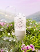 essence GLIMMER IN A BUBBLE tekoča podlaga za sijoč videz odtenek 01 Bubble Glaze 35 ml