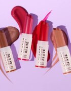 essence Glossy Glaze šminka z visokim sijajem odtenek 01 Livin La Vida Mocha 1.9 g