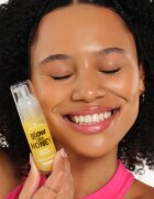 essence glow like HONEY posvetlitvena podlaga z gelasto teksturo 30 ml