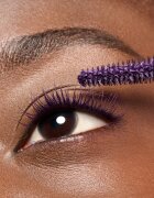 essence Lash PRINCESS maskara z učinkom umetnih trepalnic odtenek Purple 12 ml