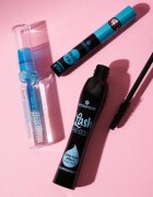 essence Lash PRINCESS maskara z učinkom umetnih trepalnic vodoodporna odtenek Black 12 ml