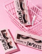 essence LASHES TO IMPRESS umetne trepalnice za volumen in zgostitev trepalnic 09 Big Lash Crush 1 par