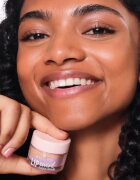 essence LIP swirl piling za ustnice 8 g