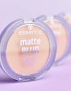 essence matte BLUR kompaktni puder z mat učinkom odtenek 20 12 g