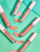 essence Matte tekoče senčilo za oči odtenek 01 Bare Bliss 3 ml