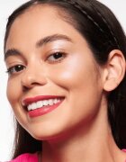 essence META GLOW puder za osvetljevanje 32 g