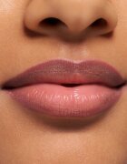 essence POUTline soft glide svinčnik za ustnice odtenek 03 Bare Affair 0.62 g