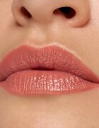 essence satin GLOW kremasta šminka s satenastim zaključkom odtenek 01 Whole Latte Love 3.5 g