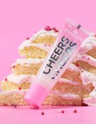 essence Say It With Juicy Cheers sijaj za ustnice odtenek 02 Cake My Day! 30 ml