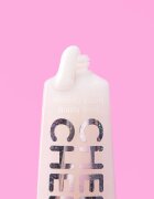 essence Say It With Juicy Cheers sijaj za ustnice odtenek 02 Cake My Day! 30 ml