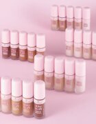 essence silky BLUR naravno prekrivni vlažilni tekoči puder za mat videz odtenek 185 30 ml