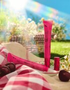 essence SO CHERRY happy sijaj za ustnice s peptidi odtenek 01 Cherry On Top 10 ml
