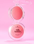 essence Soft Baked rdečilo odtenek Think Pink 4.5 g